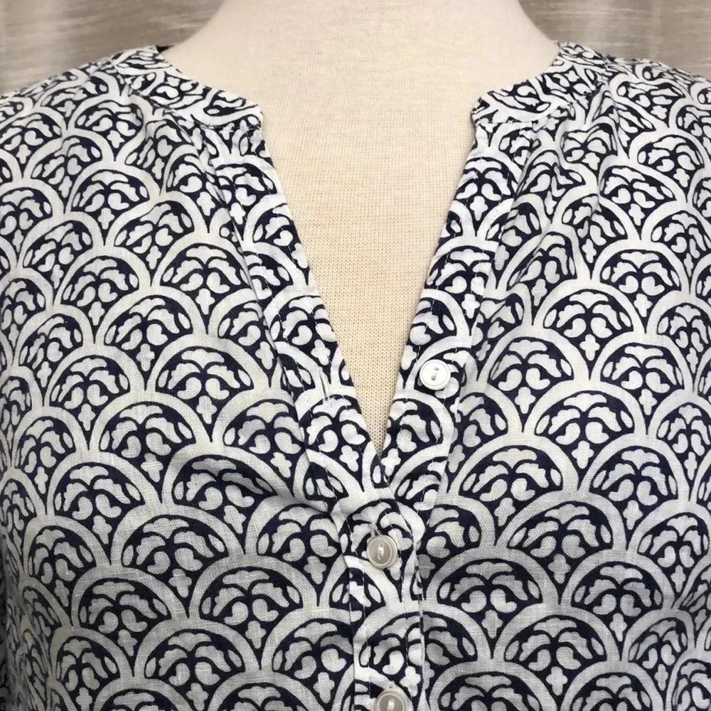Talbots 100% Linen White Navy Blue Scallop Print Popover - Picture 3 of 11